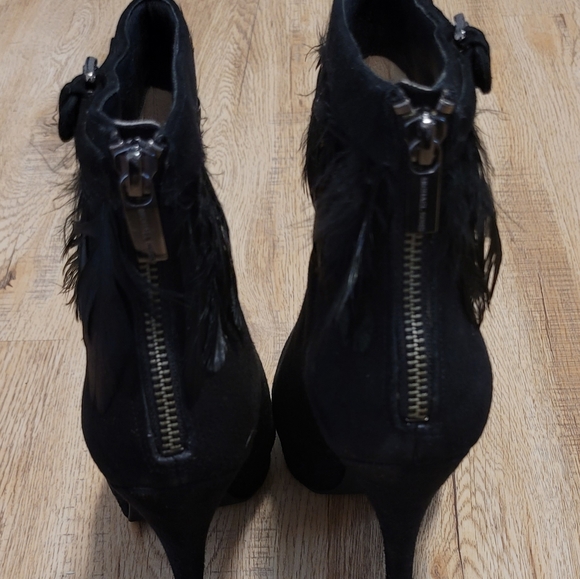 Michael Kors Vasha Boot - Picture 3 of 4